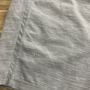 7in LULU GREY SHORTS. NO LINER